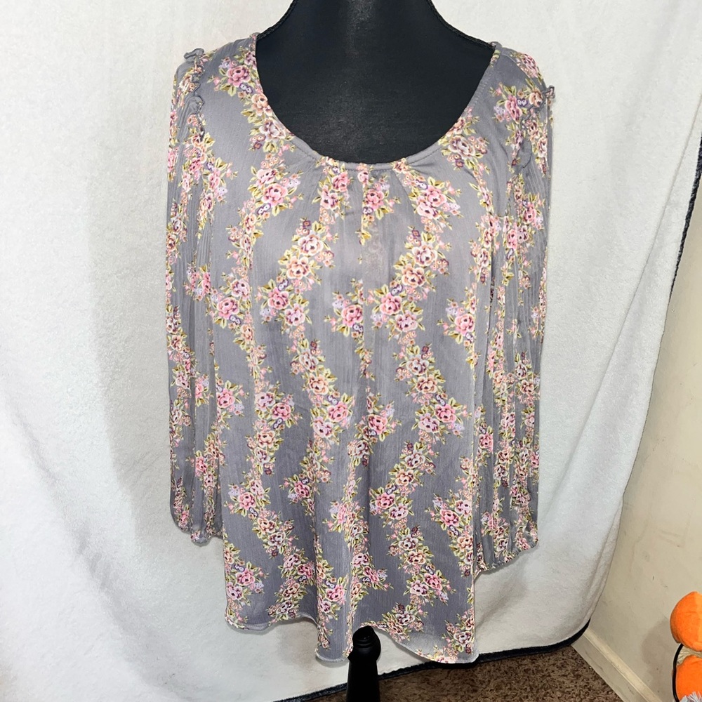 LC Lauren Conrad Grey Floral Cottagecore Blouse Size Medium